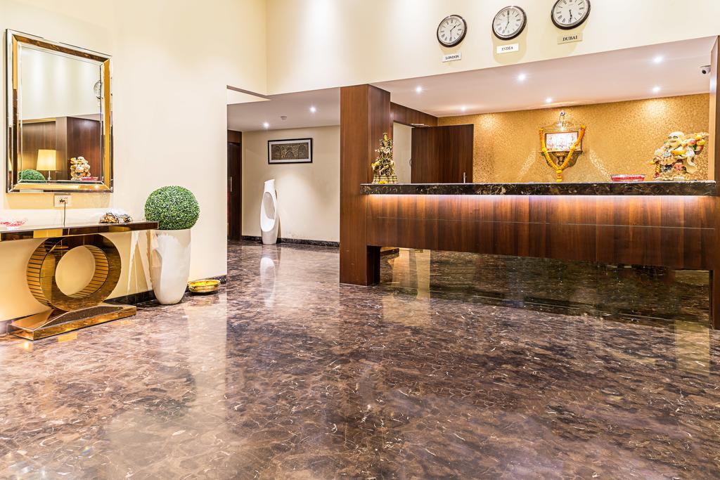 Treebo Premium Grand Emerald Pimpri-Chinchwad Exteriör bild