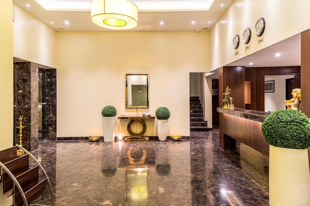 Treebo Premium Grand Emerald Pimpri-Chinchwad Exteriör bild